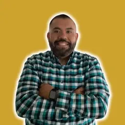 Marton - Founder & CMO