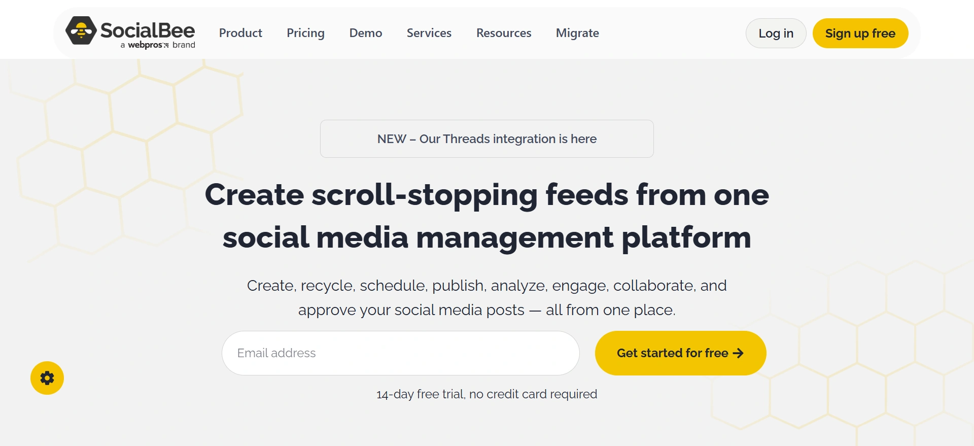SocialBee homepage.